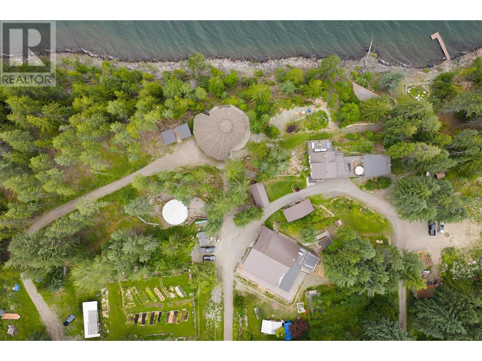 5278 Amundsen Road, Kaslo, British Columbia  V0G 1M0 - Photo 2 - 10357746