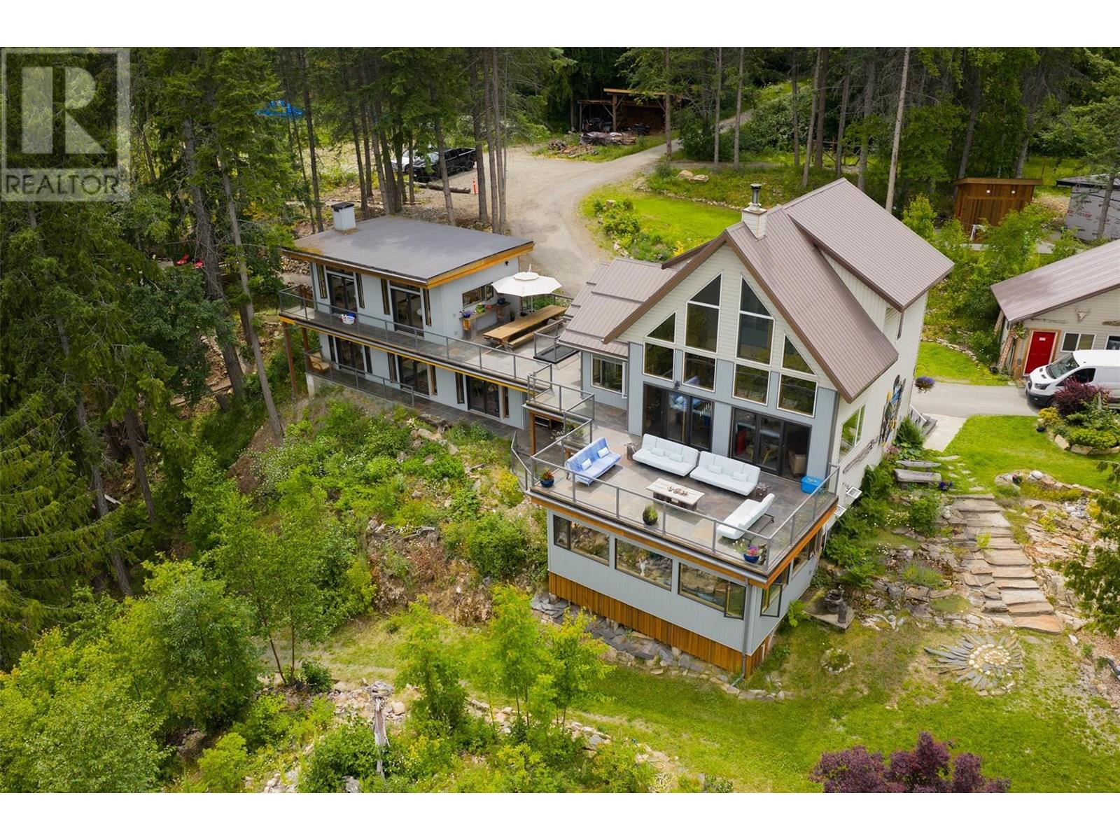 5278 Amundsen Road, Kaslo, British Columbia  V0G 1M0 - Photo 5 - 10357746