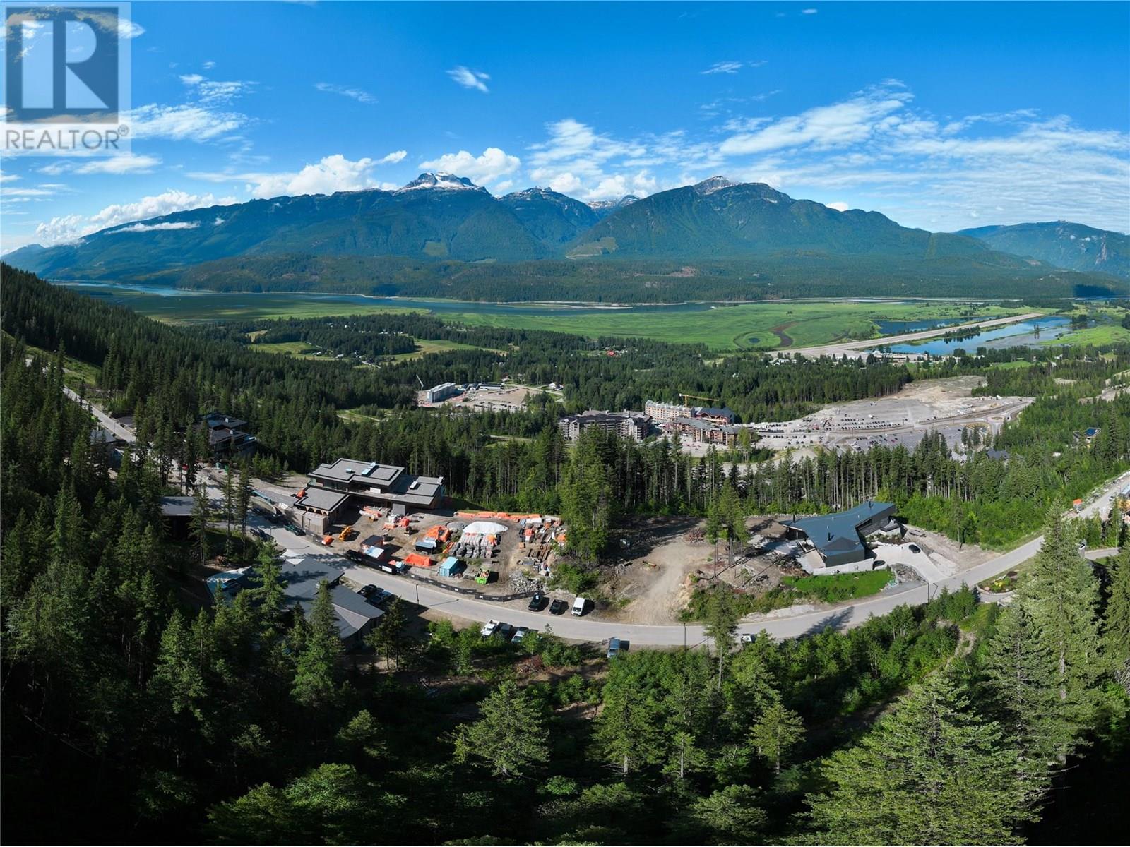 2465 Monashee Court Unit# 14, Revelstoke, British Columbia  V0E 2S3 - Photo 3 - 10355697