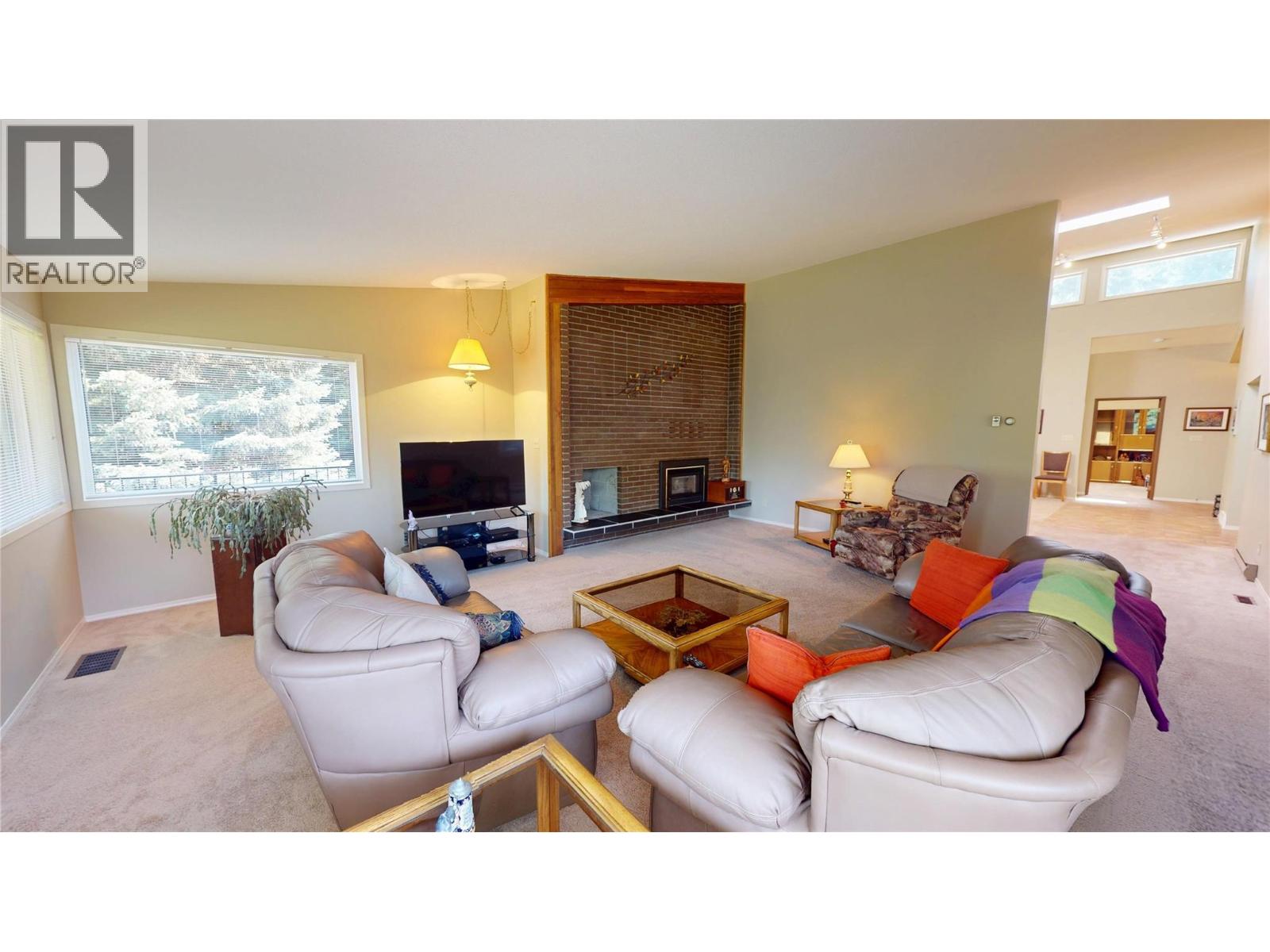 105 Castle Mountain Road, Fernie, British Columbia  V0B 1M4 - Photo 21 - 10357748