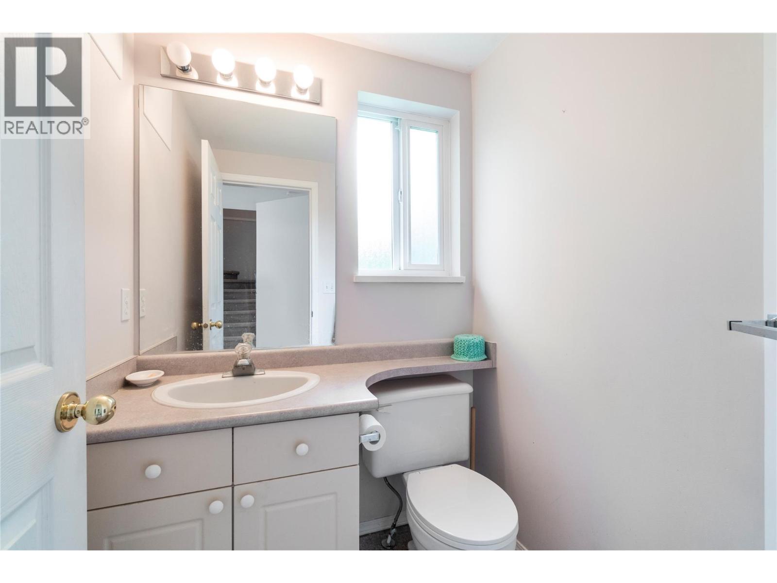 2951 11 Avenue Ne Unit# 5, Salmon Arm, British Columbia  V1E 1V8 - Photo 11 - 10358219