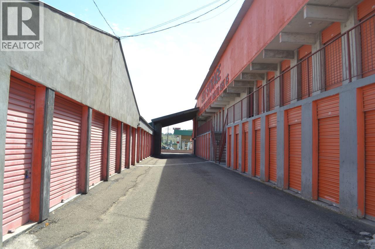 2095 Trans Canada Highway, Kamloops, British Columbia  V1S 1A7 - Photo 17 - 10358157