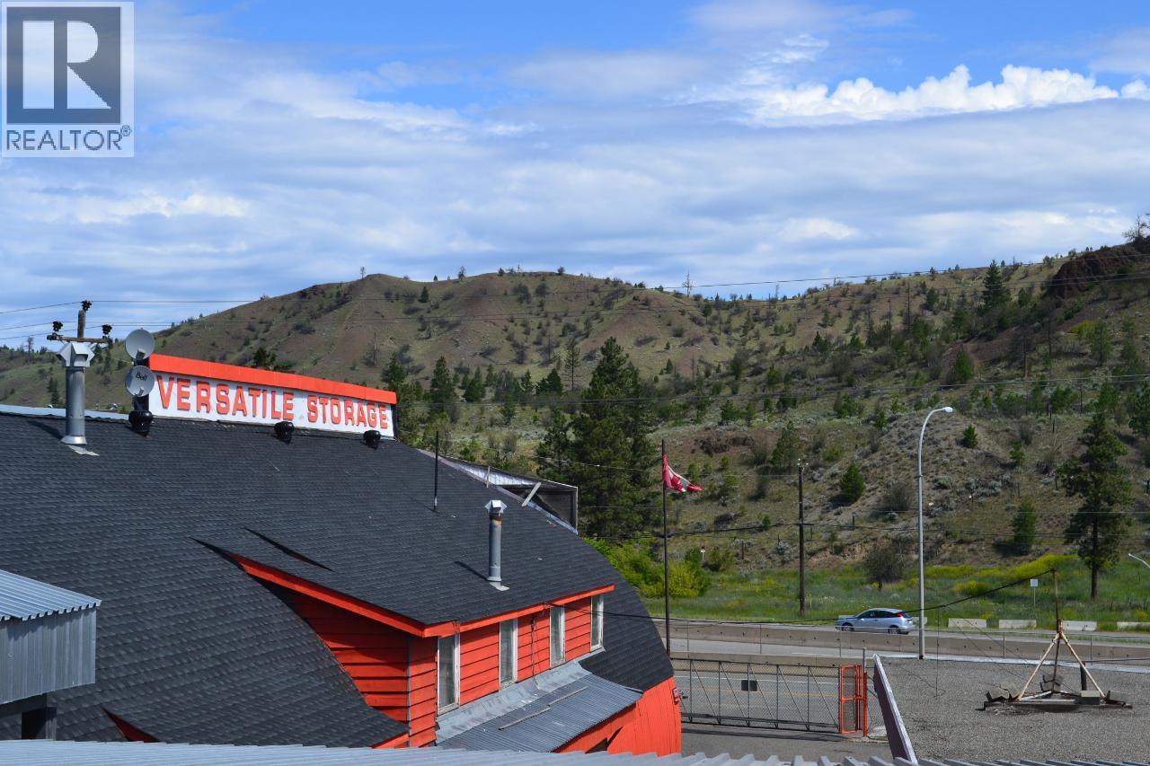 2095 Trans Canada Highway, Kamloops, British Columbia  V1S 1A7 - Photo 19 - 10358157