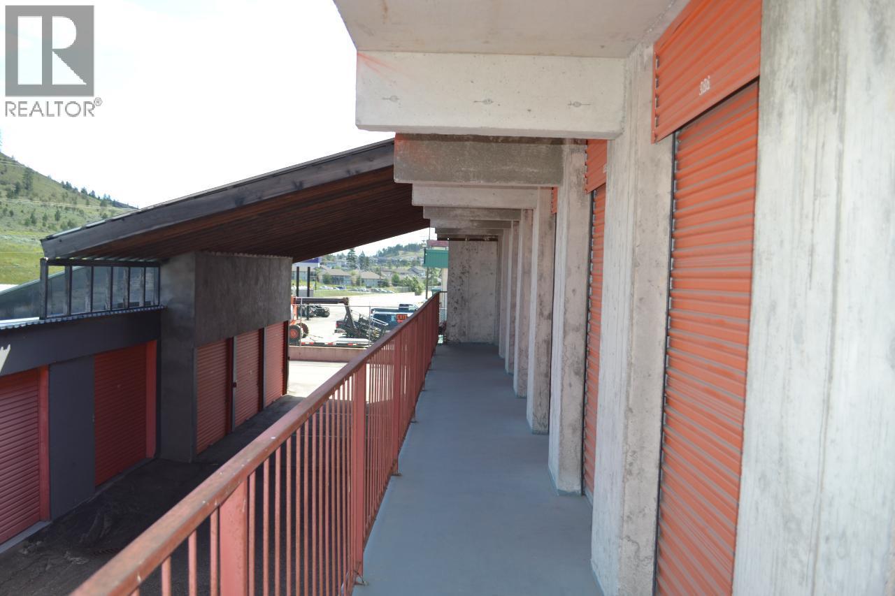 2095 Trans Canada Highway, Kamloops, British Columbia  V1S 1A7 - Photo 21 - 10358157