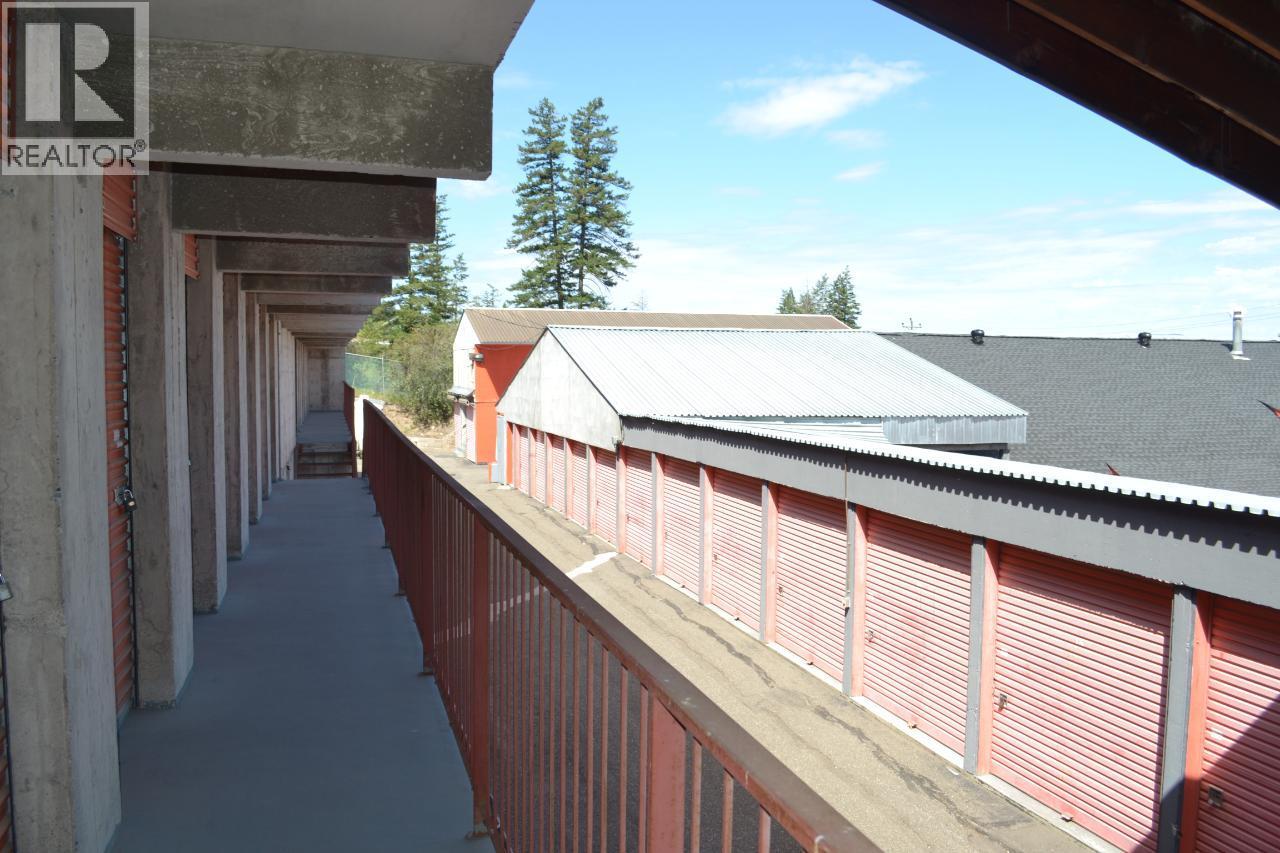 2095 Trans Canada Highway, Kamloops, British Columbia  V1S 1A7 - Photo 22 - 10358157