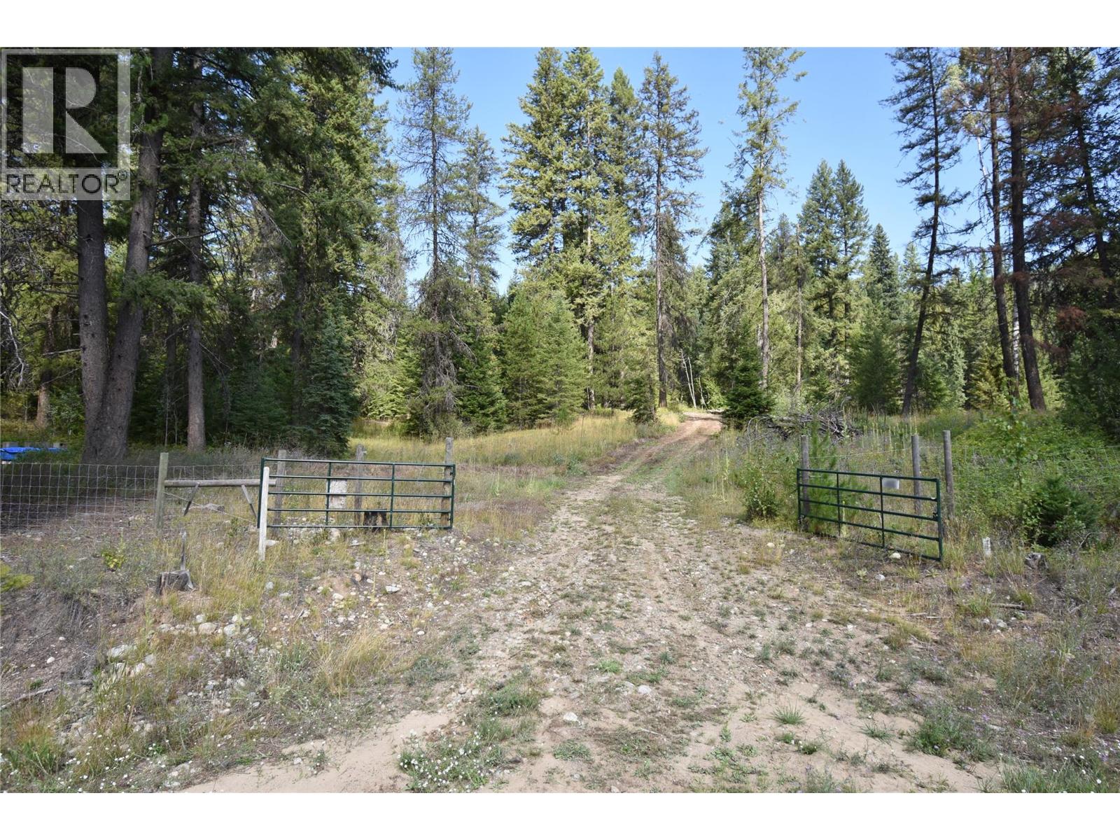 4145 Ross Spur Road, Fruitvale, British Columbia  V0G 1L1 - Photo 3 - 10358436