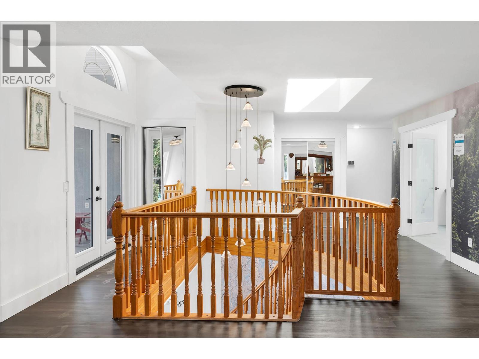 228 Murtle Road, Clearwater, British Columbia  V0E 1N1 - Photo 5 - 10358346