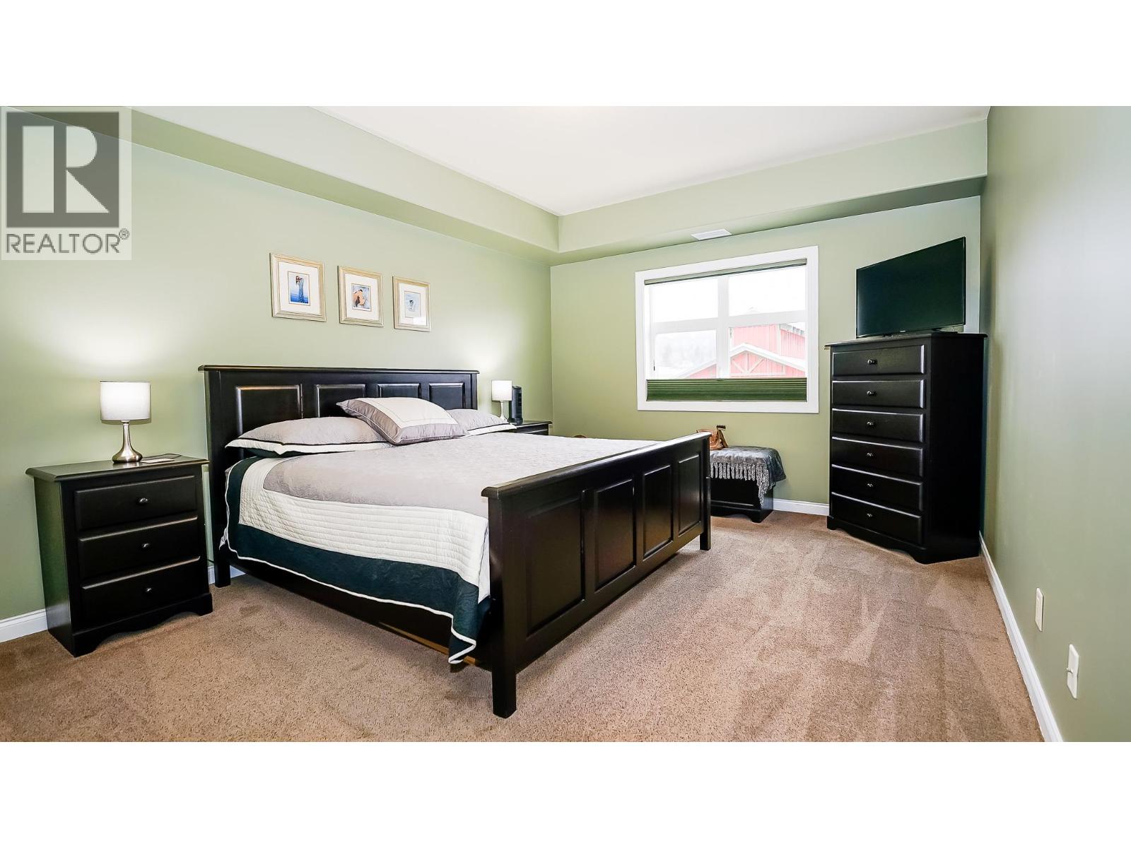 160 Harbourfront Drive Unit# 302, Salmon Arm, British Columbia  V1E 3M3 - Photo 9 - 10358620