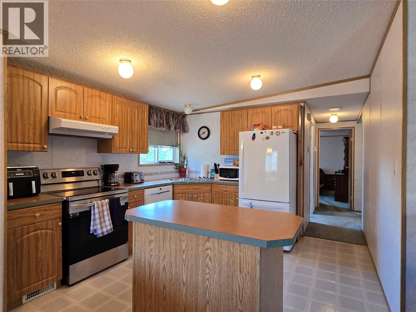 1616 Stage Road, Cache Creek, British Columbia  V0K 1H0 - Photo 2 - 10358537