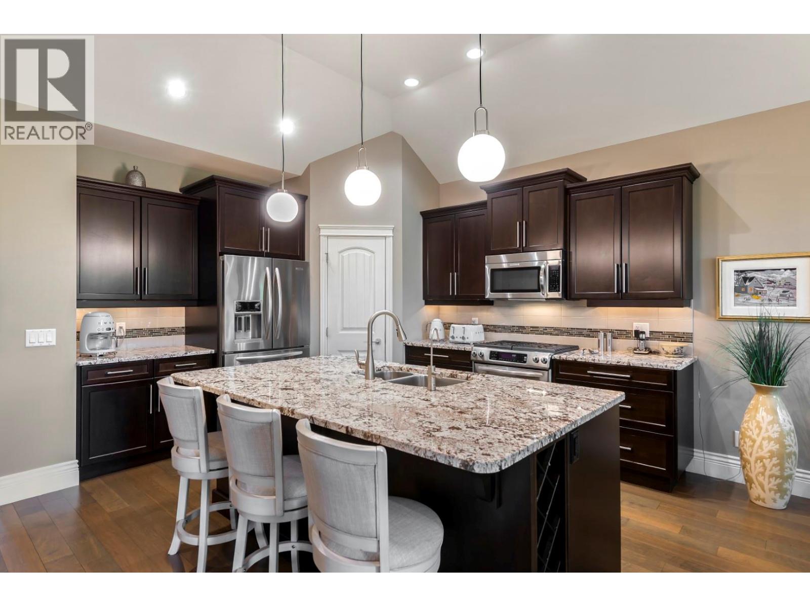 4346 Gallagher's Fairway S, Kelowna, British Columbia  V1W 4X4 - Photo 10 - 10358435