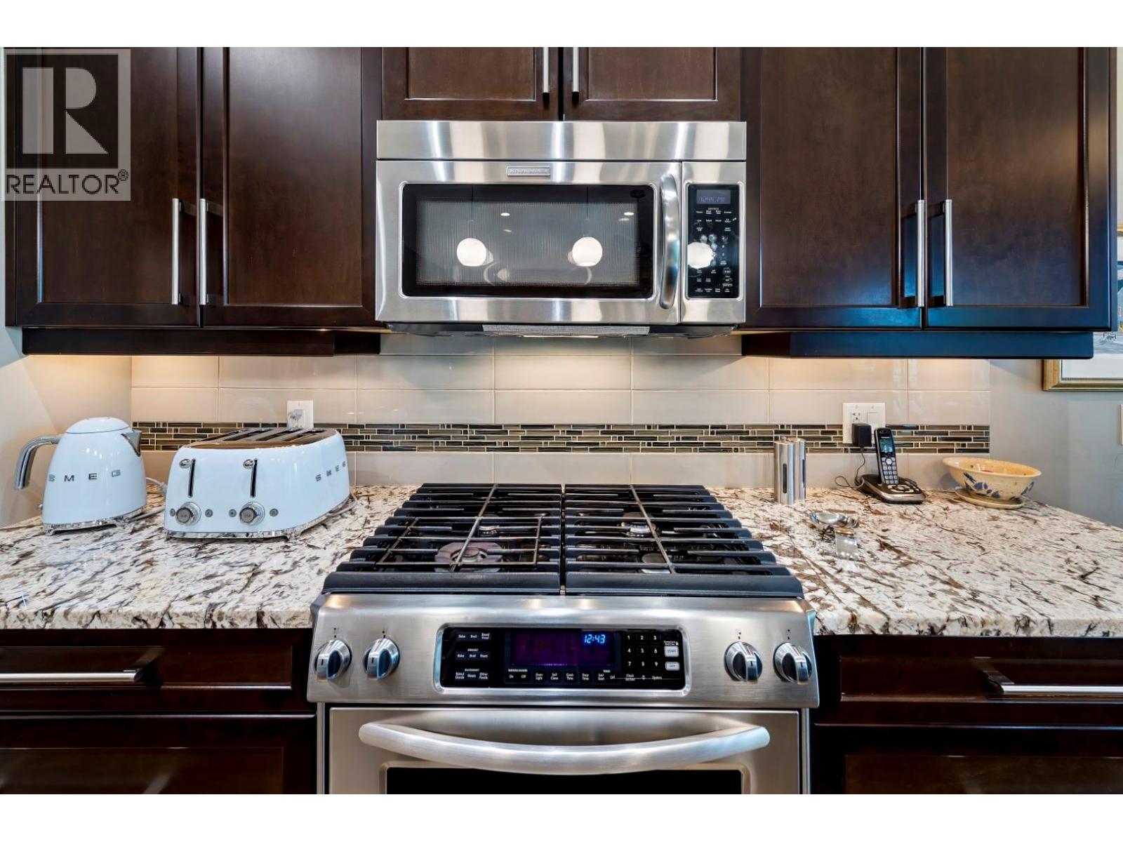 4346 Gallagher's Fairway S, Kelowna, British Columbia  V1W 4X4 - Photo 14 - 10358435