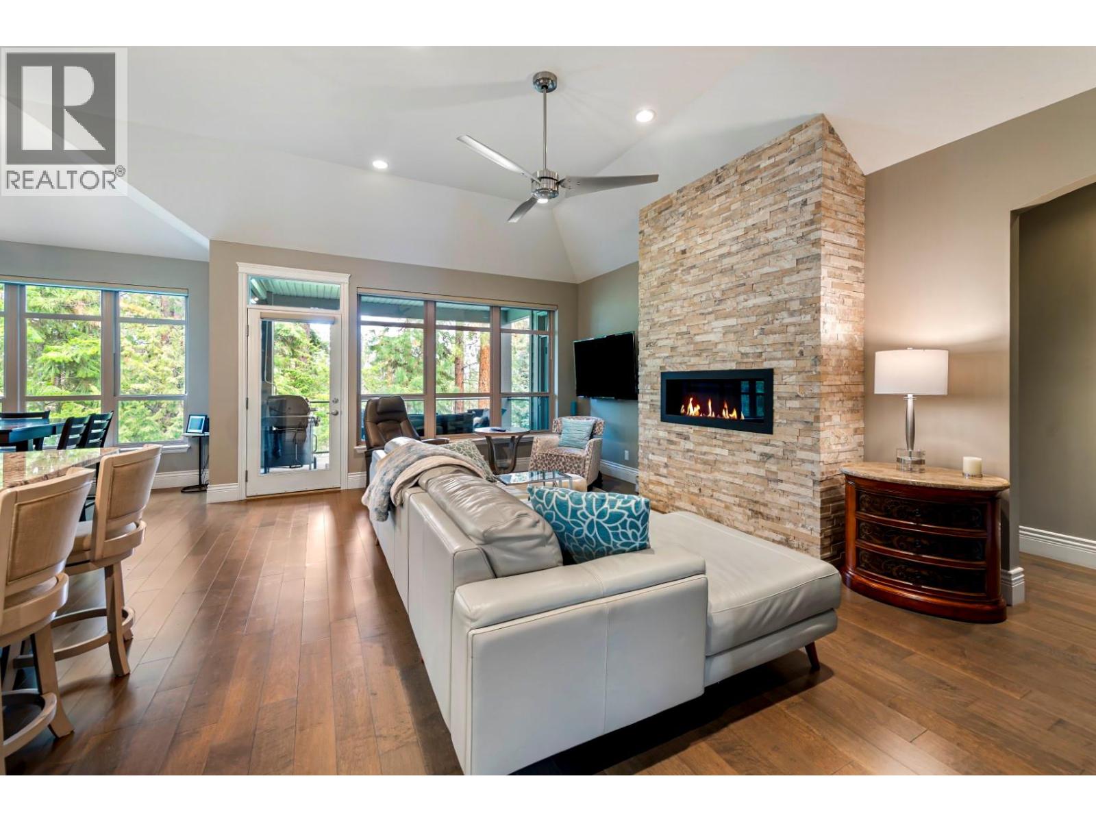 4346 Gallagher's Fairway S, Kelowna, British Columbia  V1W 4X4 - Photo 6 - 10358435