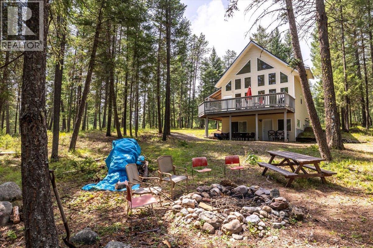 6660 Mclean Road, Jaffray, British Columbia  V0B 1T0 - Photo 10 - 10358316