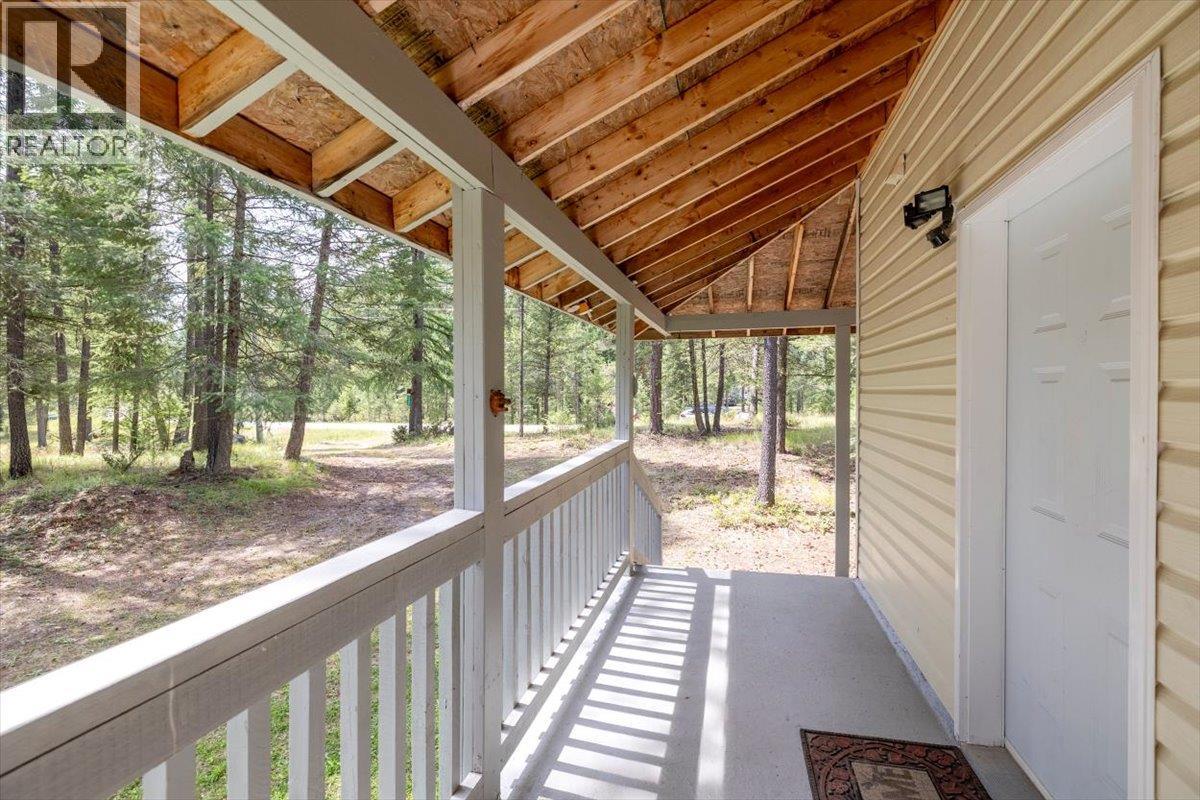 6660 Mclean Road, Jaffray, British Columbia  V0B 1T0 - Photo 13 - 10358316