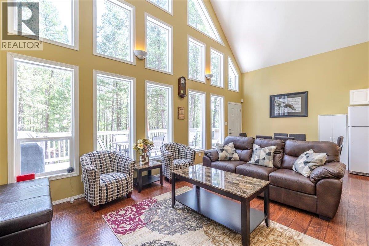 6660 Mclean Road, Jaffray, British Columbia  V0B 1T0 - Photo 26 - 10358316