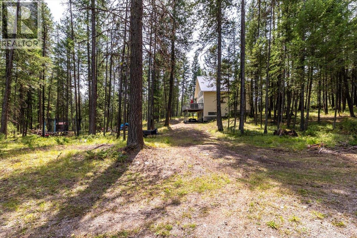 6660 Mclean Road, Jaffray, British Columbia  V0B 1T0 - Photo 8 - 10358316