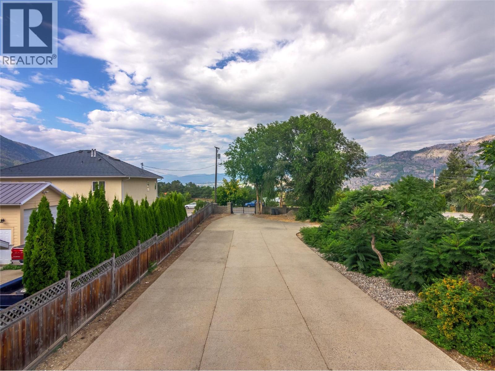 192 Lakehill Road, Kaleden, British Columbia  V0H 1K0 - Photo 31 - 10357563