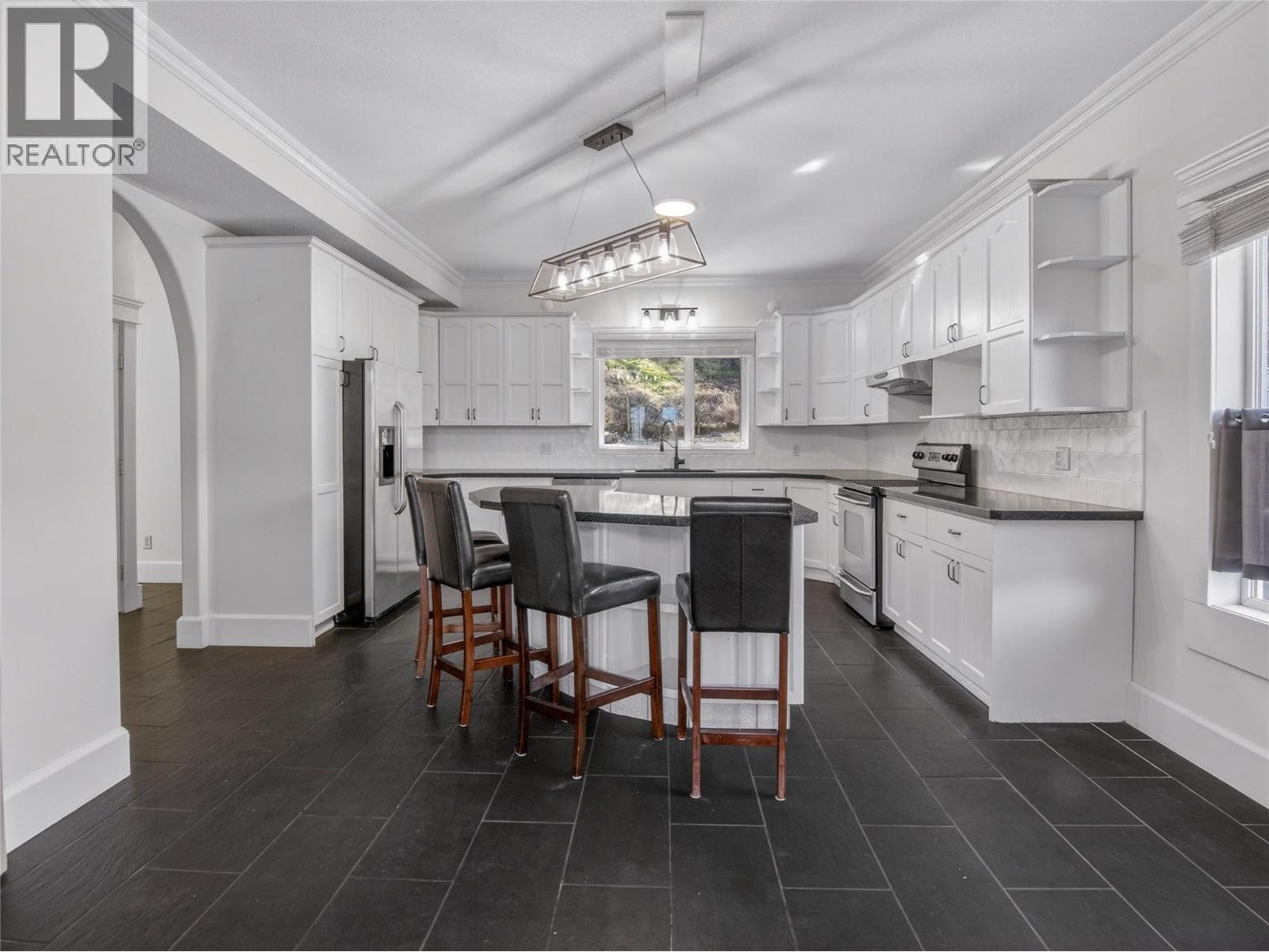 192 Lakehill Road, Kaleden, British Columbia  V0H 1K0 - Photo 4 - 10357563