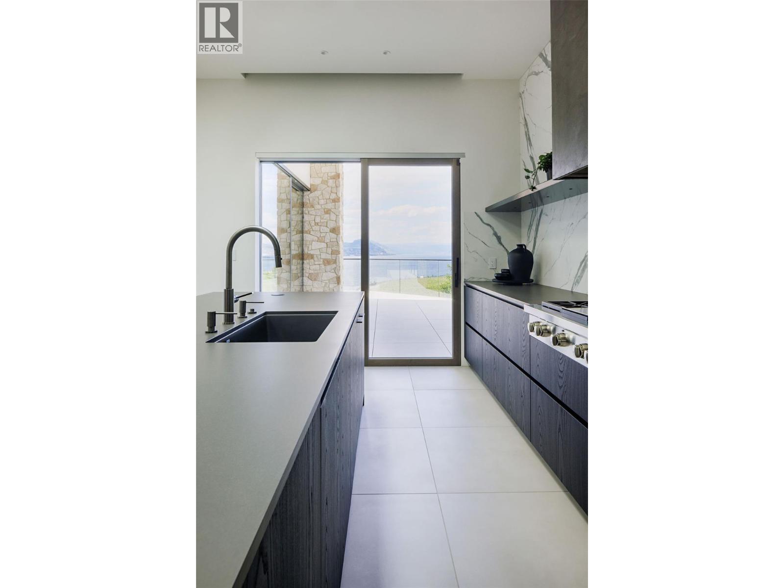 1675 Midland Road, Penticton, British Columbia  V2A 8T7 - Photo 13 - 10358778