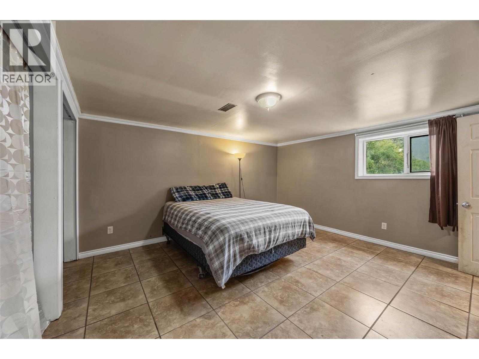 601 Yellowhead Highway S, Mclure, British Columbia  V0E 2H0 - Photo 33 - 10357485