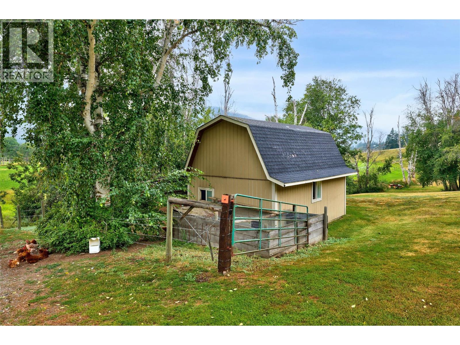 601 Yellowhead Highway S, Mclure, British Columbia  V0E 2H0 - Photo 43 - 10357485