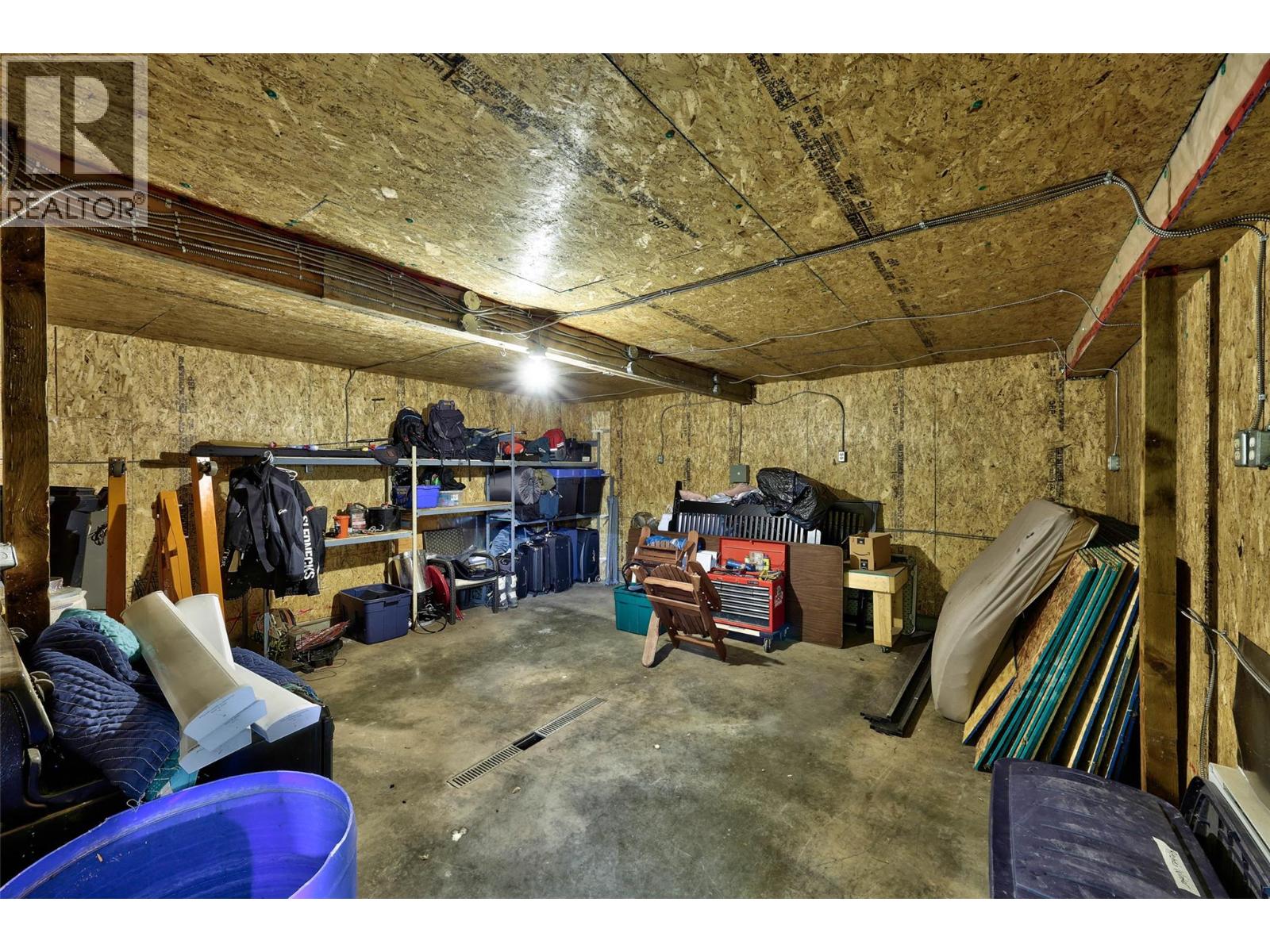 601 Yellowhead Highway S, Mclure, British Columbia  V0E 2H0 - Photo 50 - 10357485