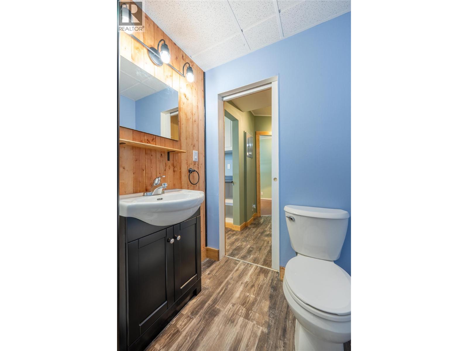 503 Third Street E, Revelstoke, British Columbia  V0E 2S0 - Photo 15 - 10358517