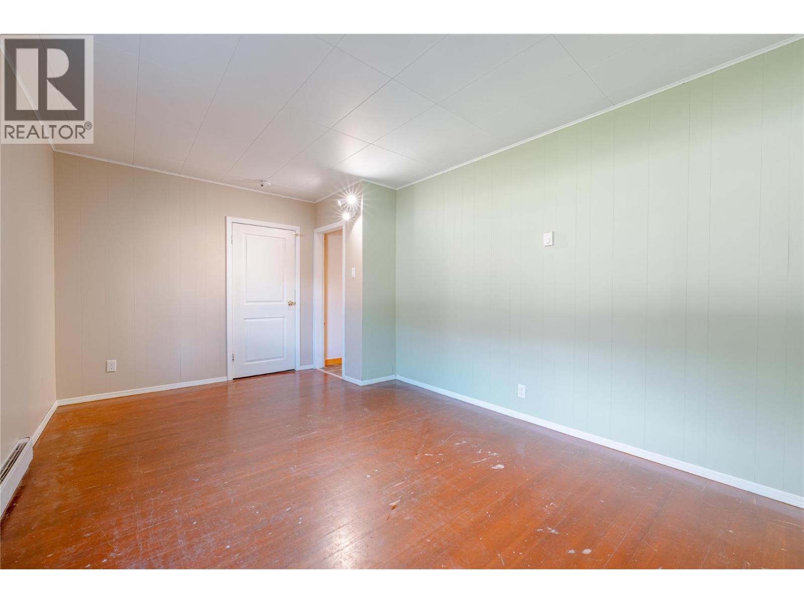 503 Third Street E, Revelstoke, British Columbia  V0E 2S0 - Photo 19 - 10358517