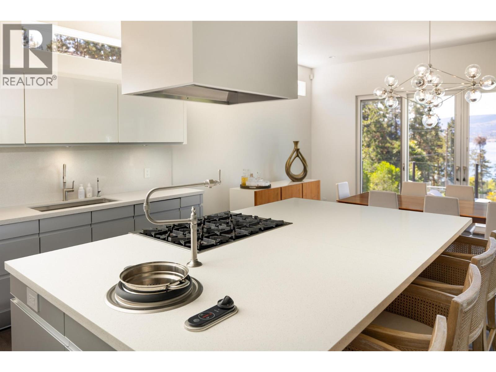 4840 Lakeshore Road, Kelowna, British Columbia  V1W 4H6 - Photo 34 - 10358738