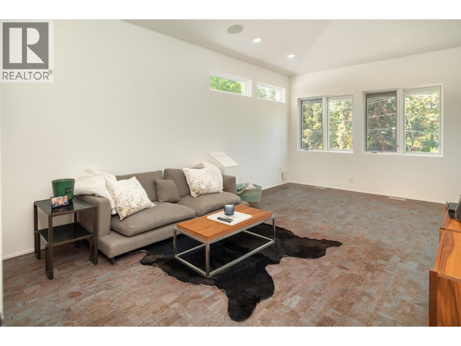 4840 Lakeshore Road, Kelowna, British Columbia  V1W 4H6 - Photo 68 - 10358738