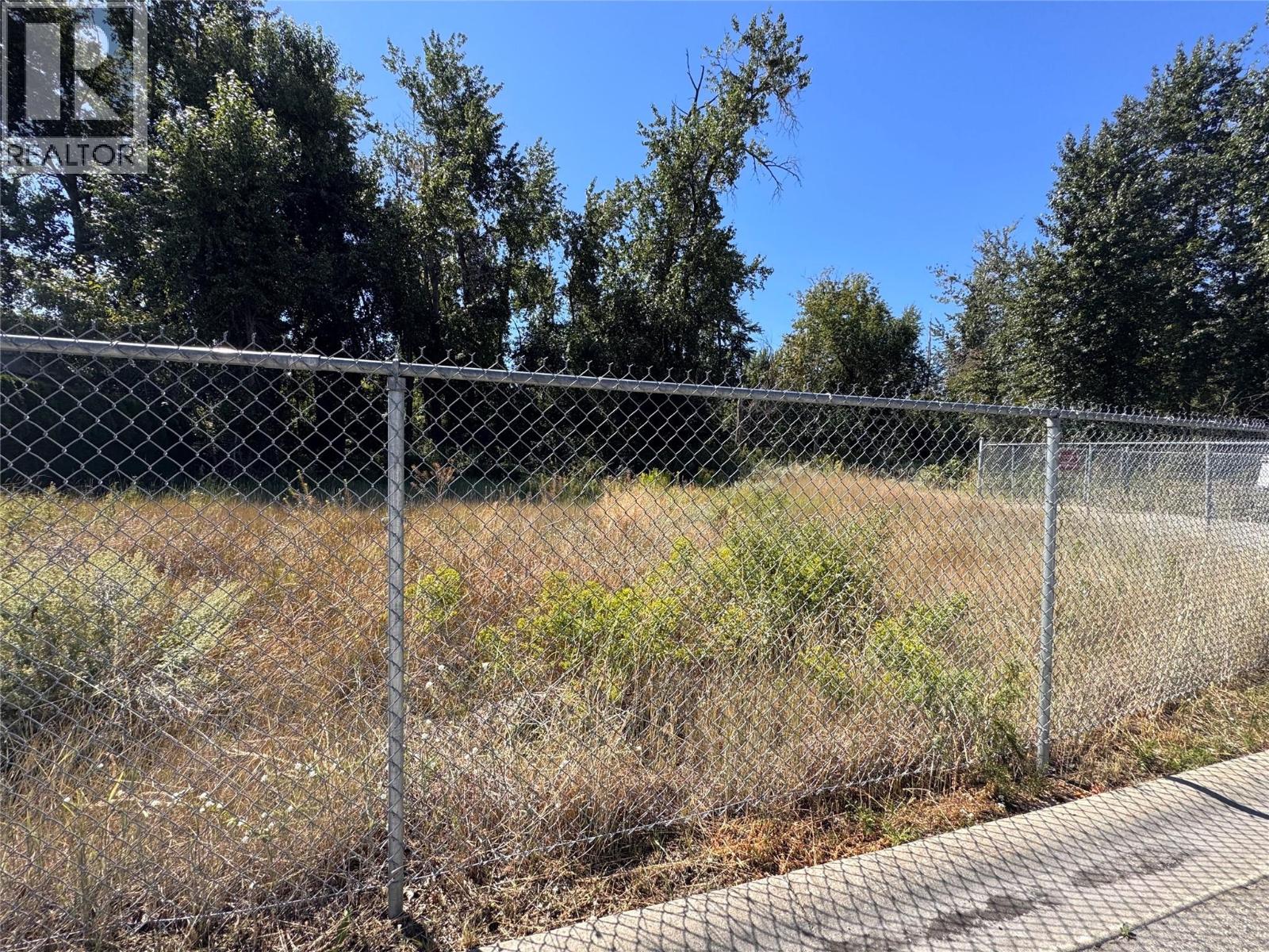 2200 53 Avenue Unit# 108, Vernon, British Columbia  V1T 9N8 - Photo 3 - 10358786