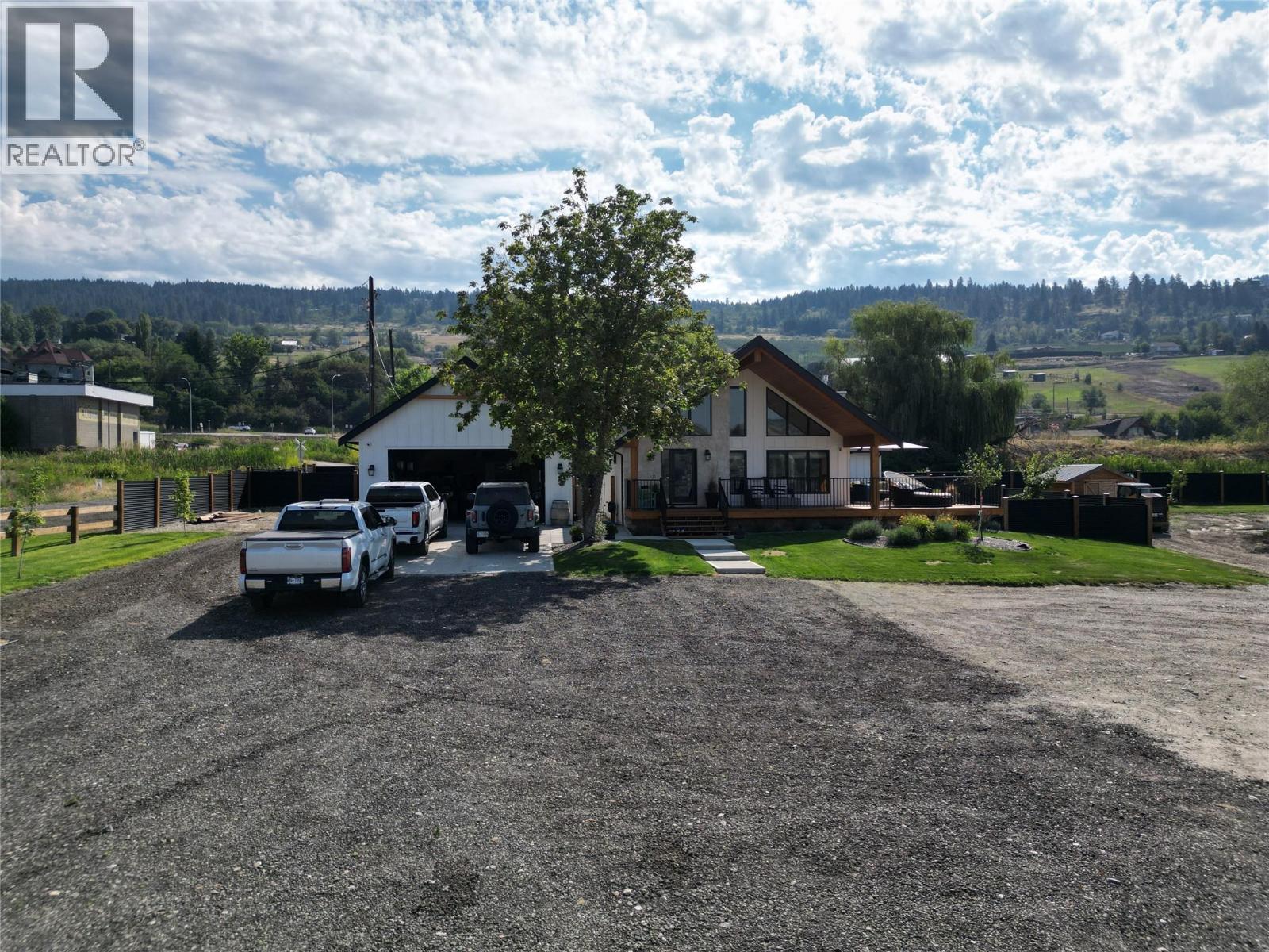 7850 Redwing Road, Vernon, British Columbia  V1B 3W6 - Photo 12 - 10358644