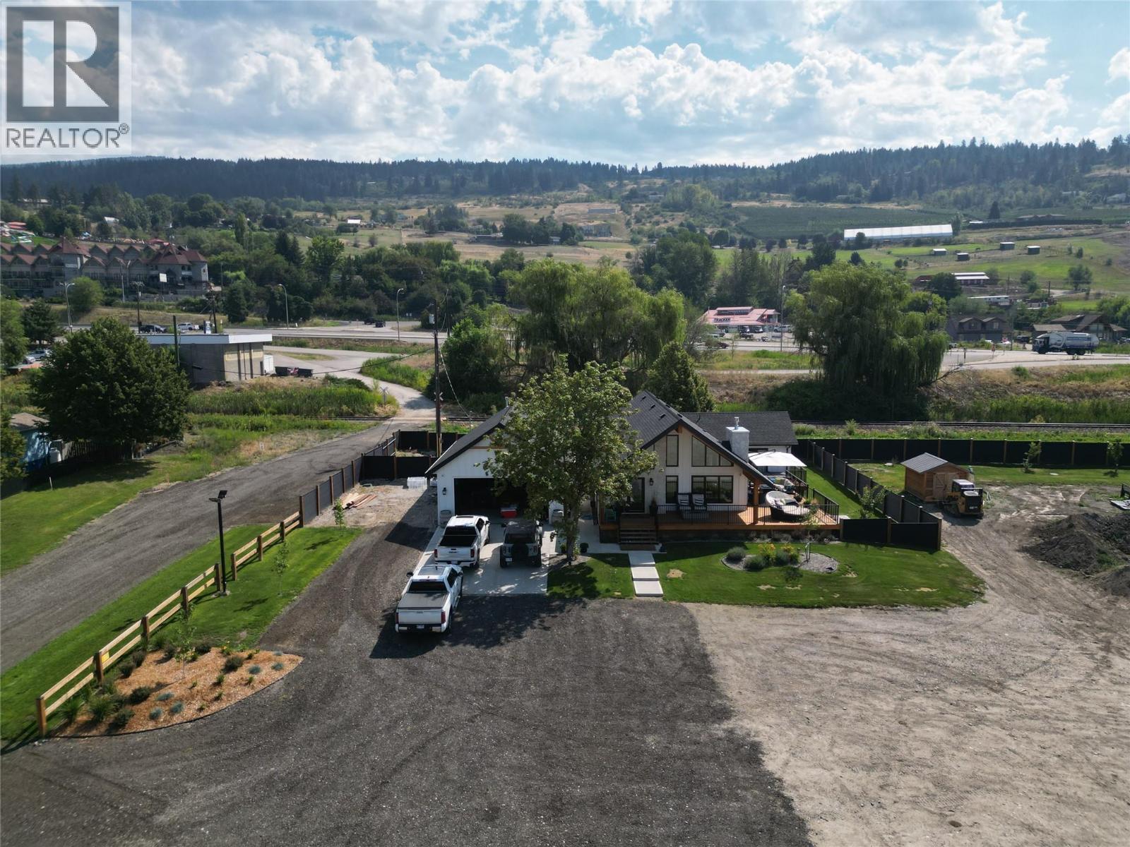 7850 Redwing Road, Vernon, British Columbia  V1B 3W6 - Photo 22 - 10358644