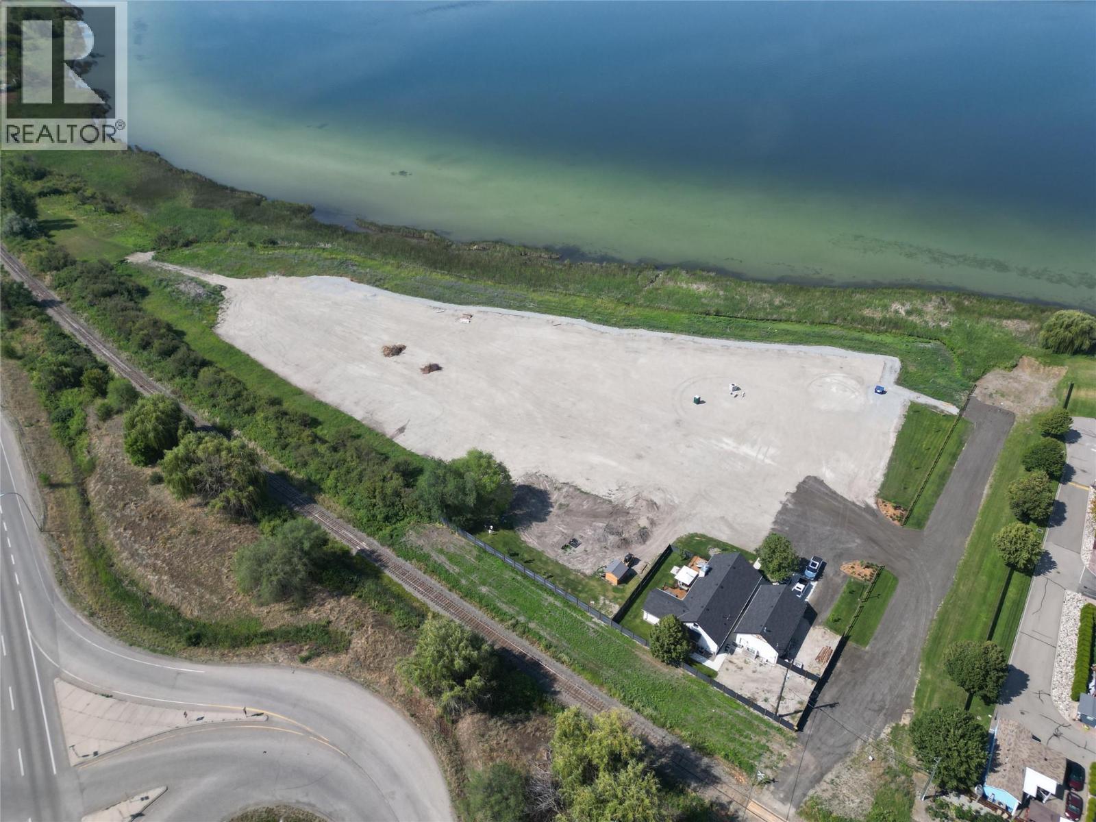 7850 Redwing Road, Vernon, British Columbia  V1B 3W6 - Photo 30 - 10358644