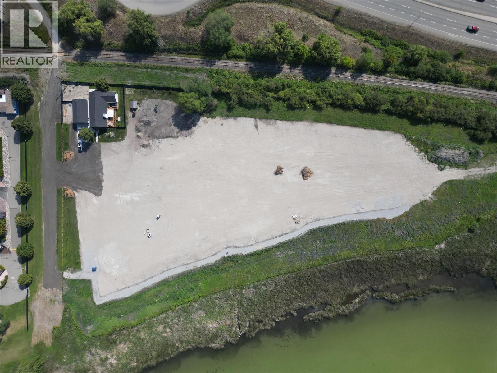 7850 Redwing Road, Vernon, British Columbia  V1B 3W6 - Photo 7 - 10358644