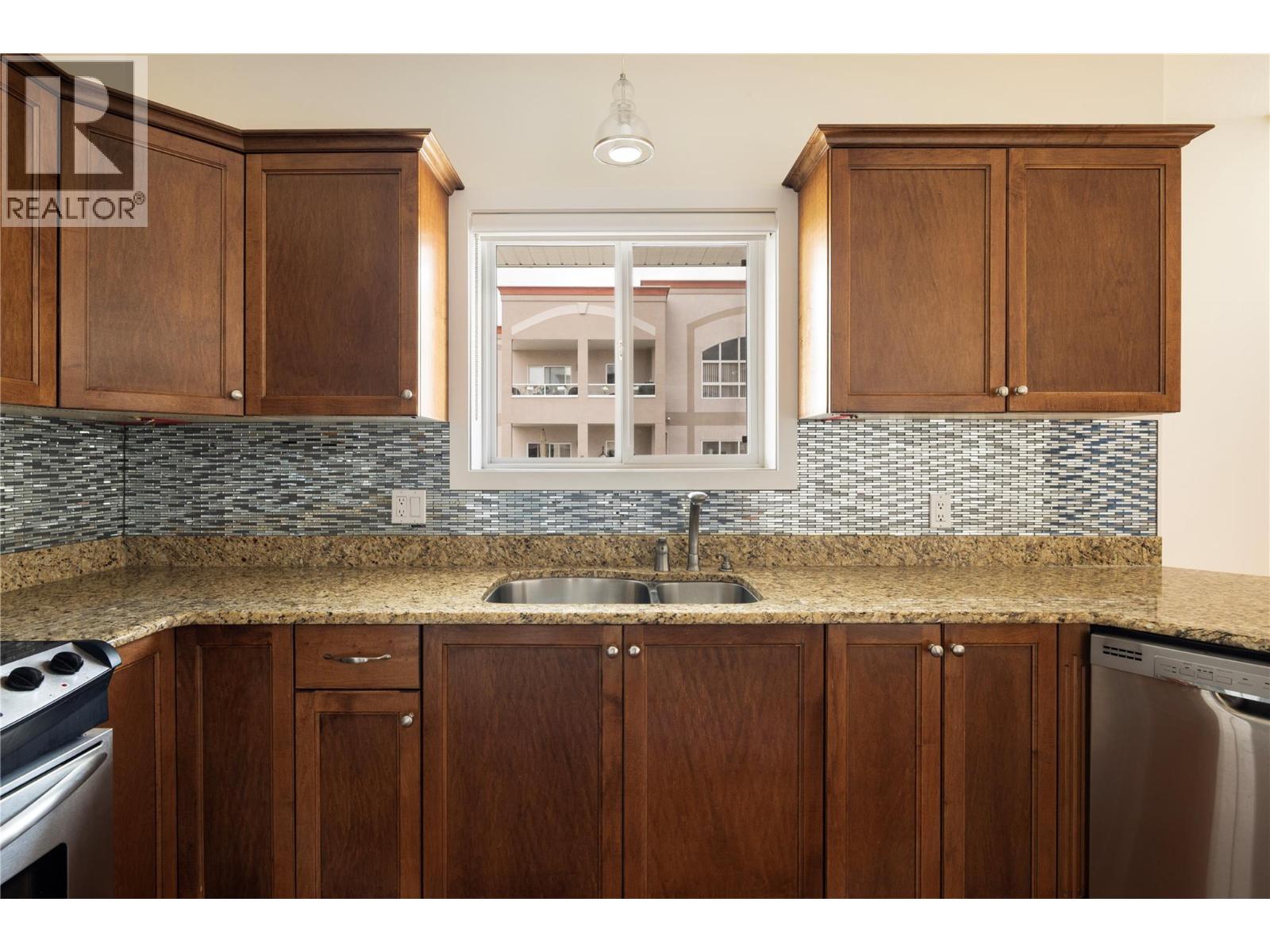 1966 Durnin Road Unit# 801, Kelowna, British Columbia  V1X 7Z2 - Photo 24 - 10358663