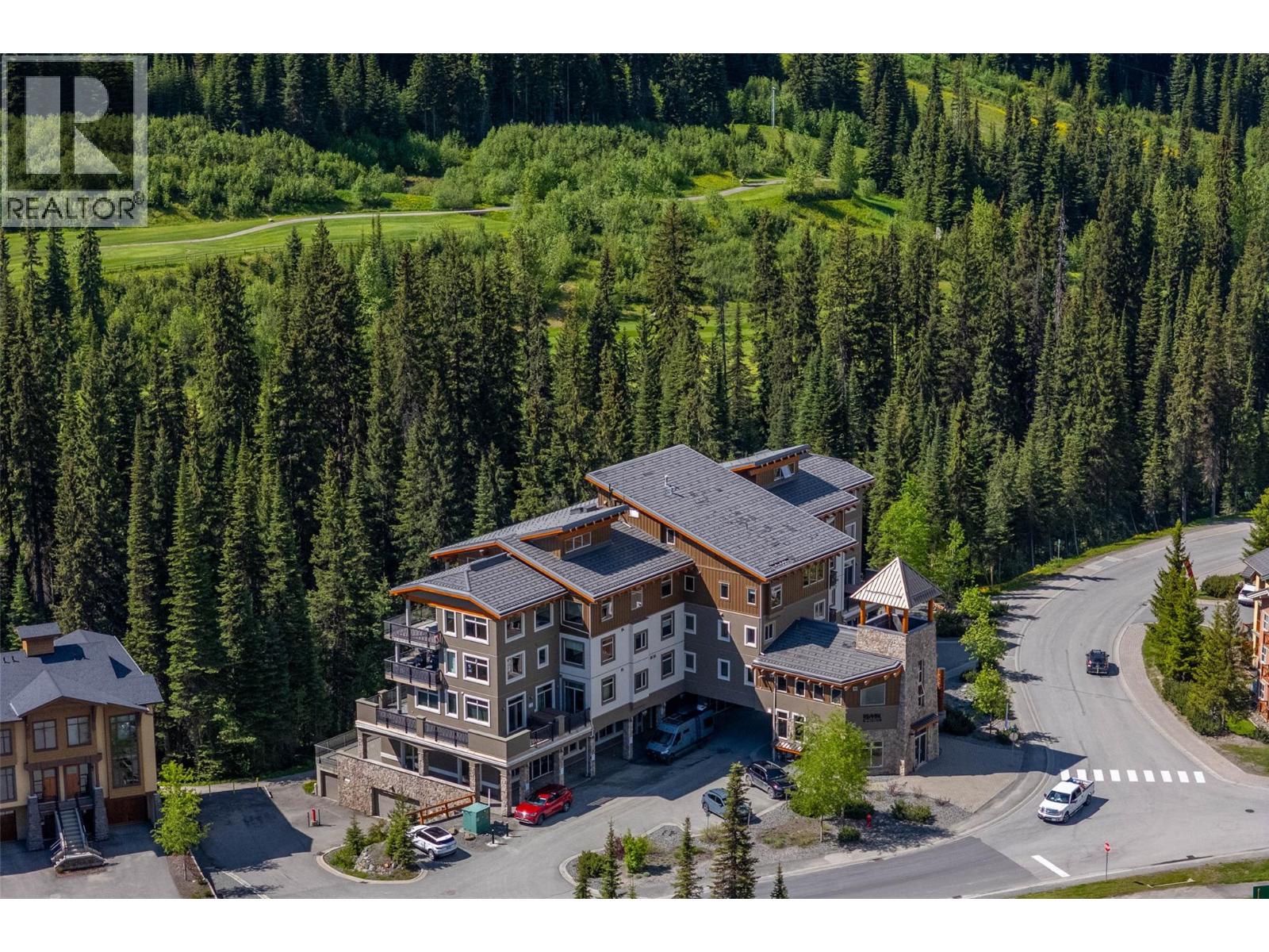3270 Village Way Unit# 304, Sun Peaks, British Columbia  V0E 5N0 - Photo 1 - 10358874