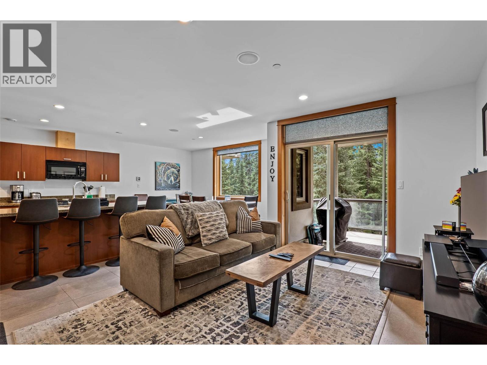 3270 Village Way Unit# 304, Sun Peaks, British Columbia  V0E 5N0 - Photo 8 - 10358874