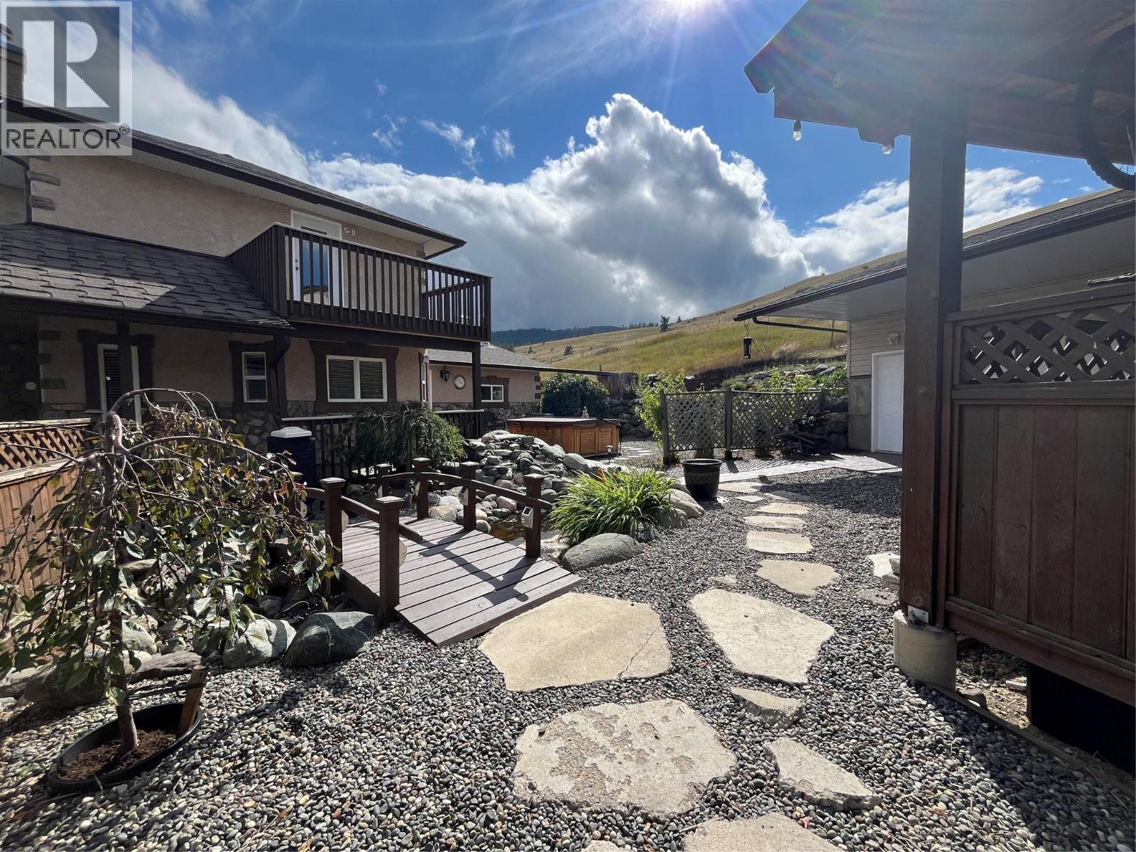 4425 Strawberry Heights Road, Kamloops, British Columbia  V2H 6C2 - Photo 8 - 10358973