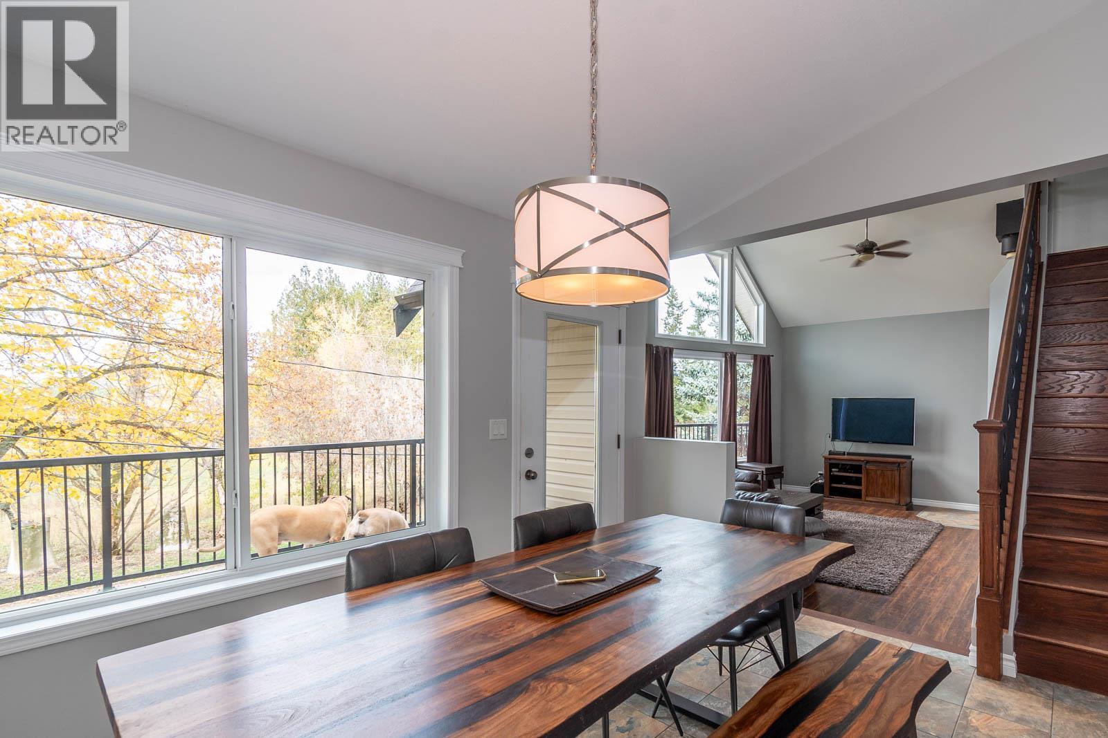 2234 Tappen Notch Hill Road, Tappen, British Columbia  V0E 2W1 - Photo 13 - 10345083