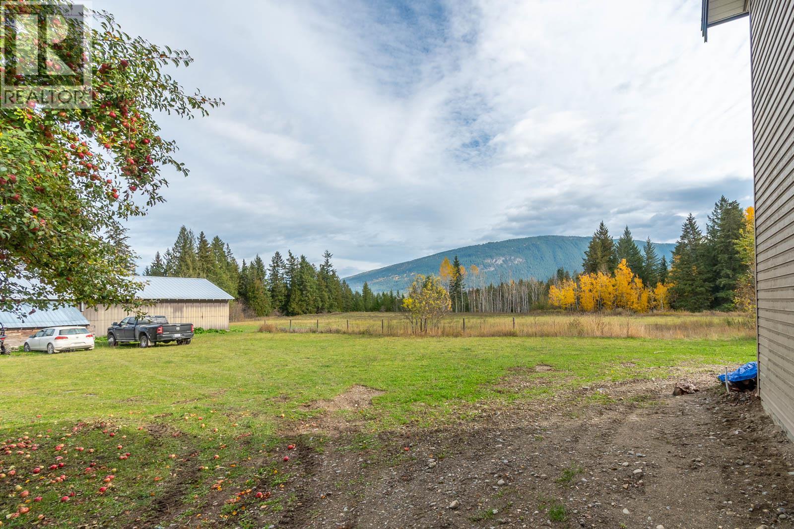 2234 Tappen Notch Hill Road, Tappen, British Columbia  V0E 2W1 - Photo 60 - 10345083
