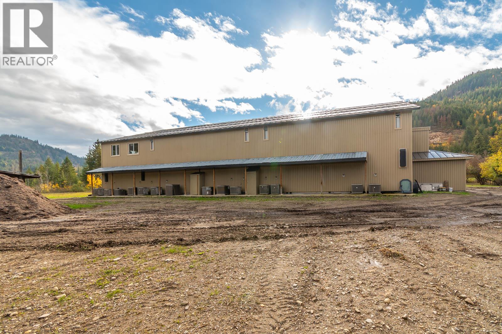 2234 Tappen Notch Hill Road, Tappen, British Columbia  V0E 2W1 - Photo 74 - 10345083