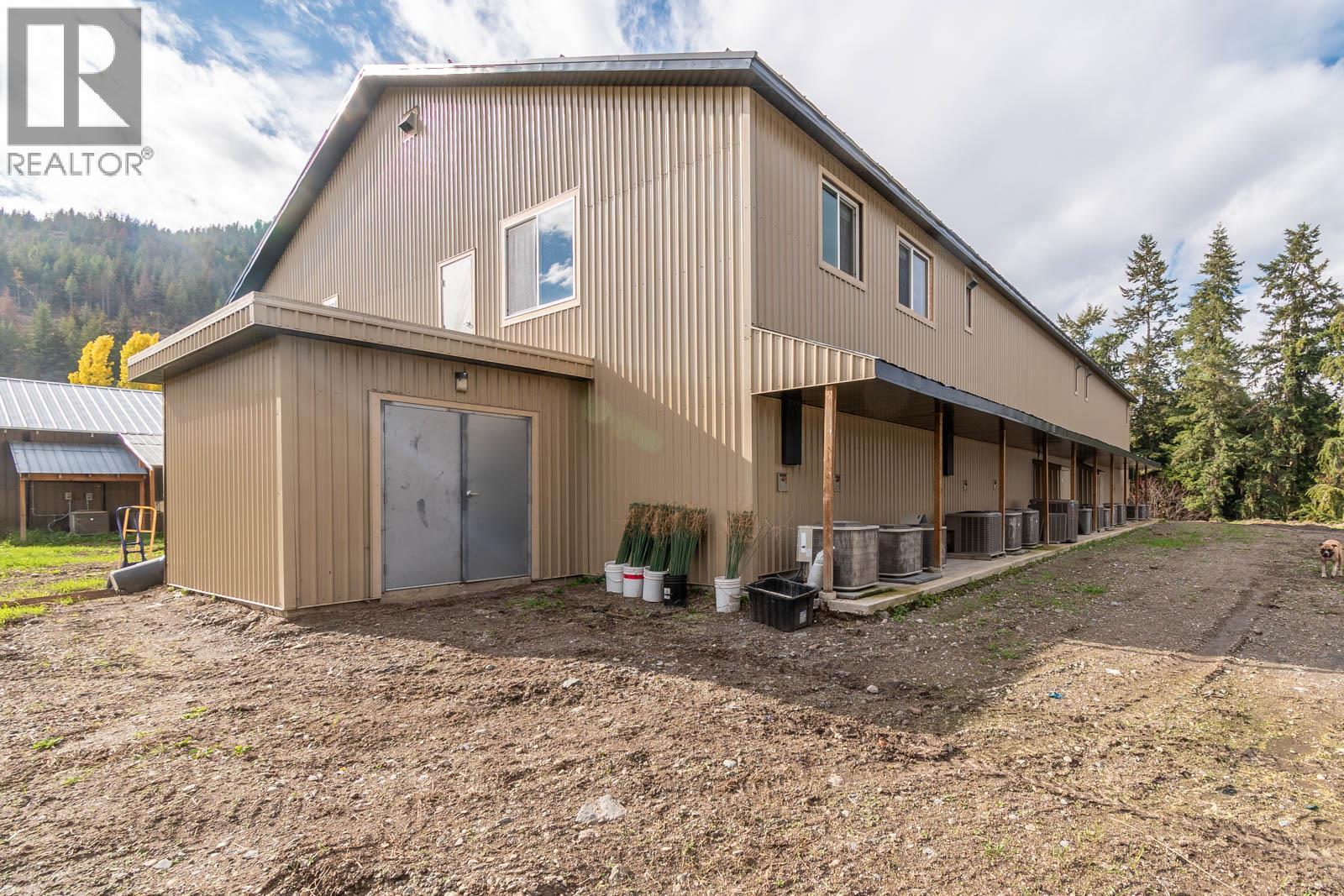 2234 Tappen Notch Hill Road, Tappen, British Columbia  V0E 2W1 - Photo 76 - 10345083