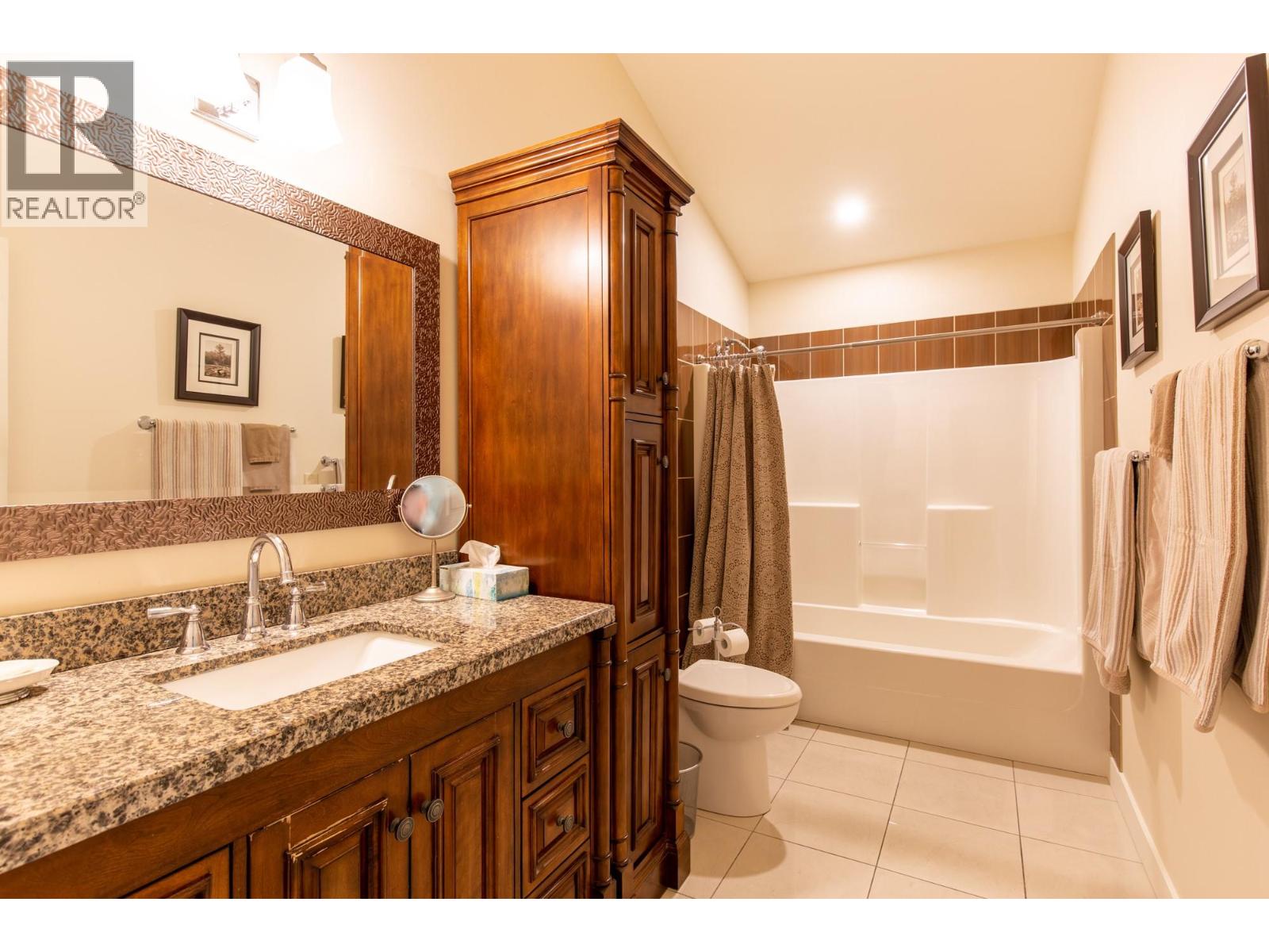 205 Peregrine Court, Osoyoos, British Columbia  V0H 1V6 - Photo 33 - 10359040