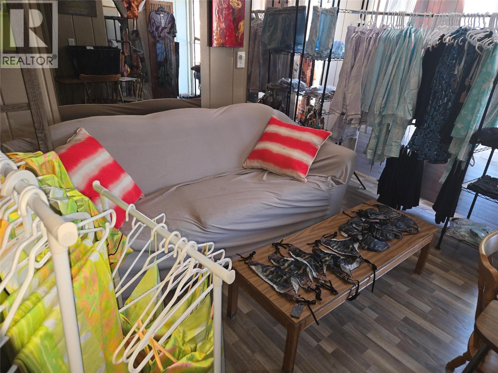 7223 5th Street, Grand Forks, British Columbia  V0H 1H0 - Photo 3 - 10358989