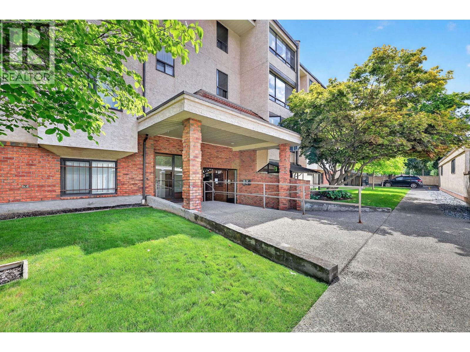 1229 Bernard Avenue Unit# 105, Kelowna, British Columbia  V1Y 6R3 - Photo 1 - 10358804