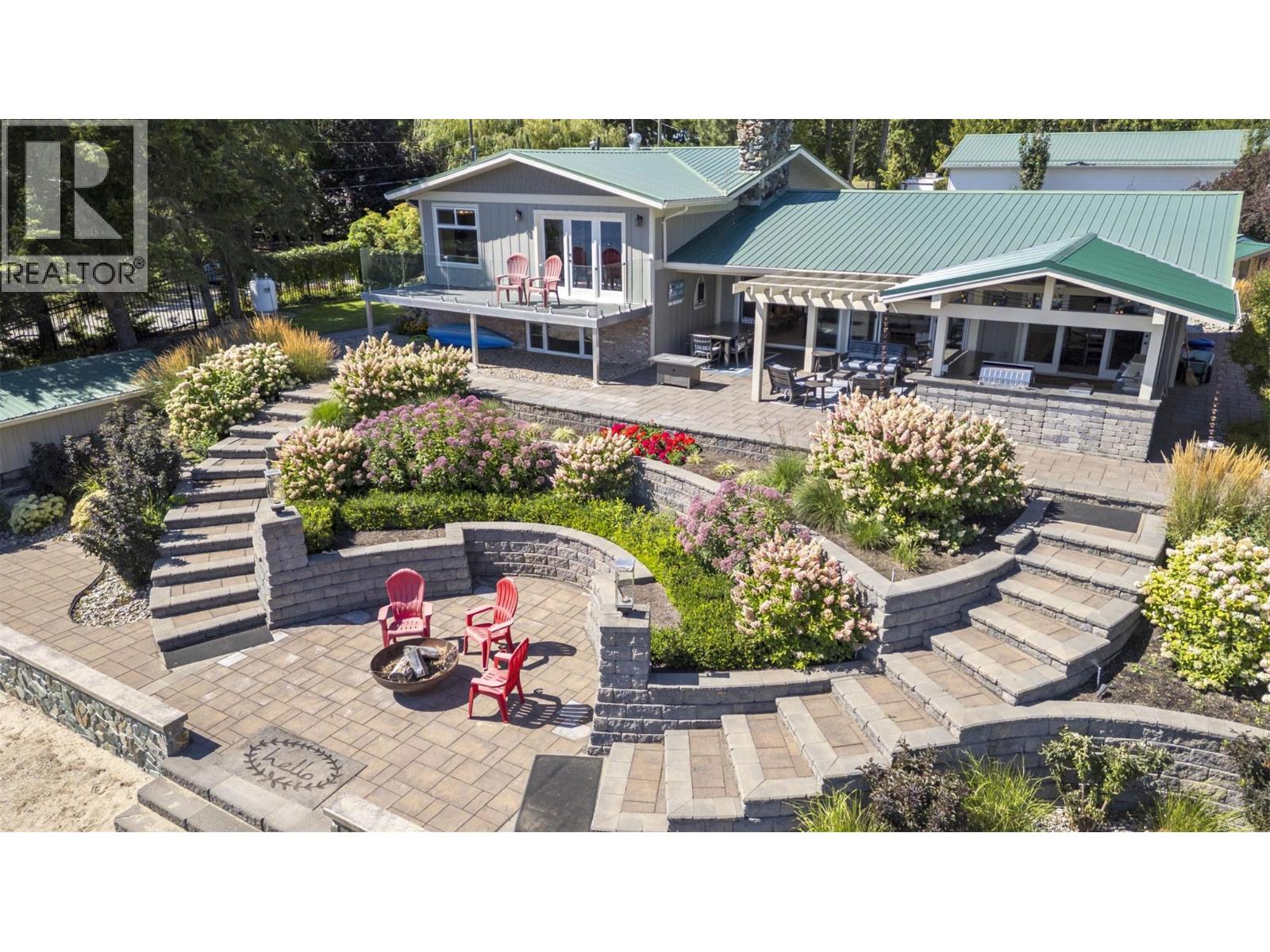 4243 Saratoga Road, Scotch Creek, British Columbia  V0E 1M5 - Photo 12 - 10359239