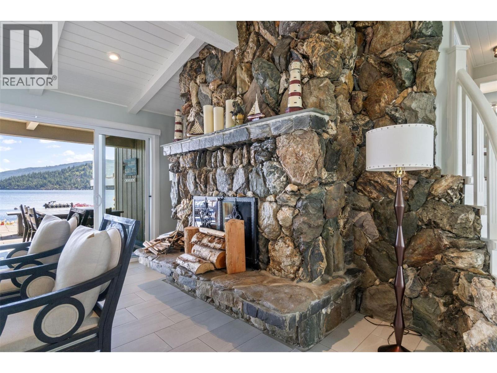 4243 Saratoga Road, Scotch Creek, British Columbia  V0E 1M5 - Photo 22 - 10359239