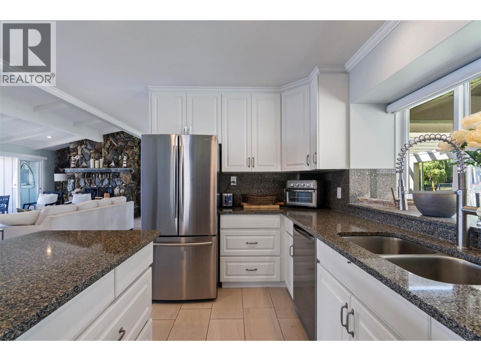 4243 Saratoga Road, Scotch Creek, British Columbia  V0E 1M5 - Photo 27 - 10359239