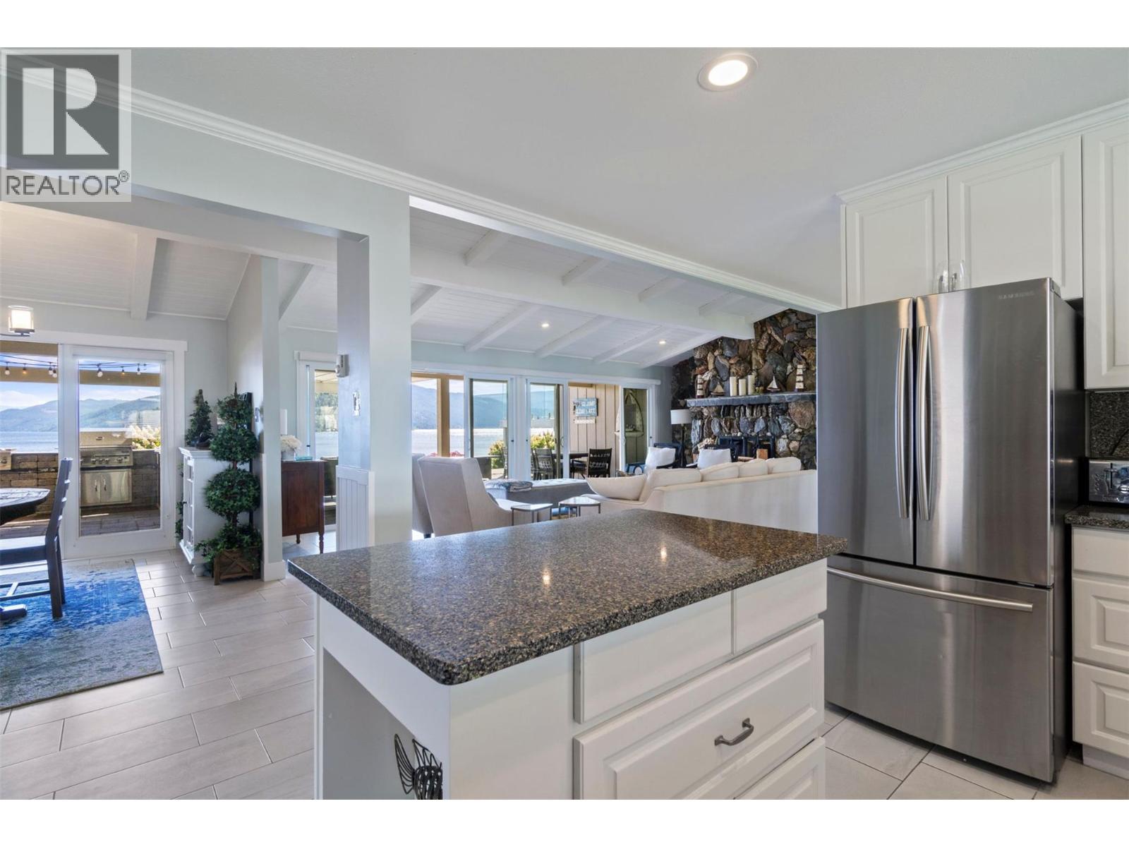 4243 Saratoga Road, Scotch Creek, British Columbia  V0E 1M5 - Photo 28 - 10359239